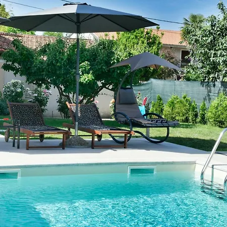 Aromatica Villa