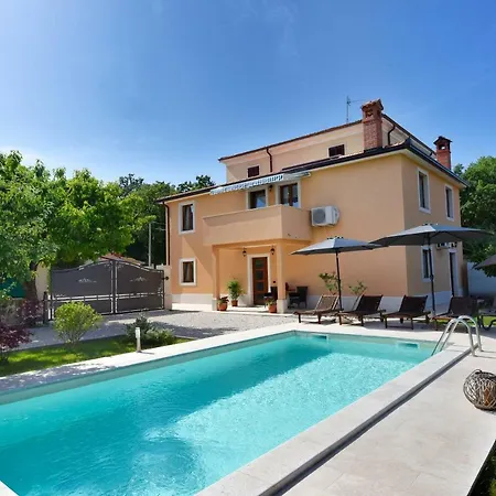 Villa Aromatica *